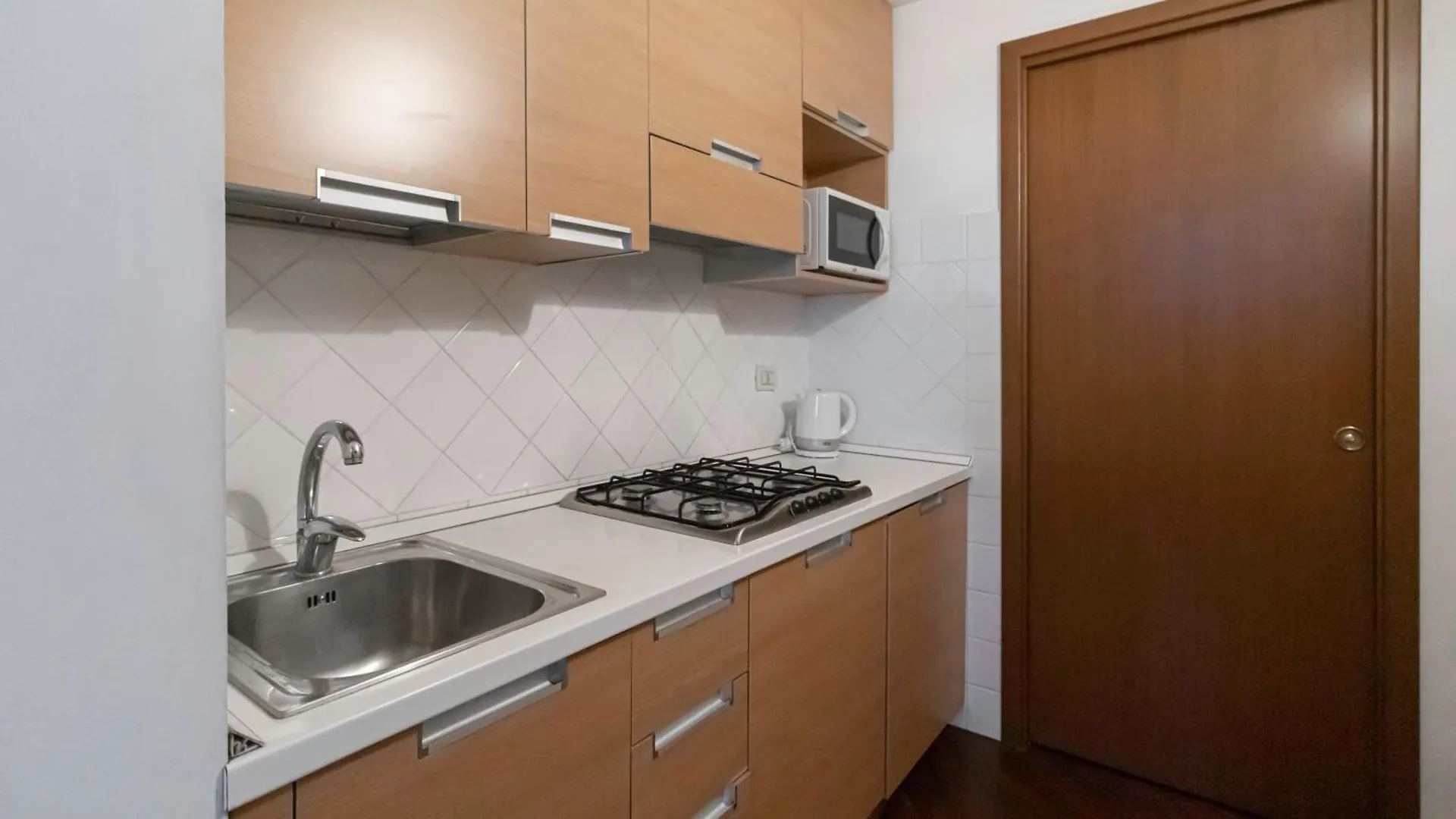 Italianway - Giulio Romano 17 Milano